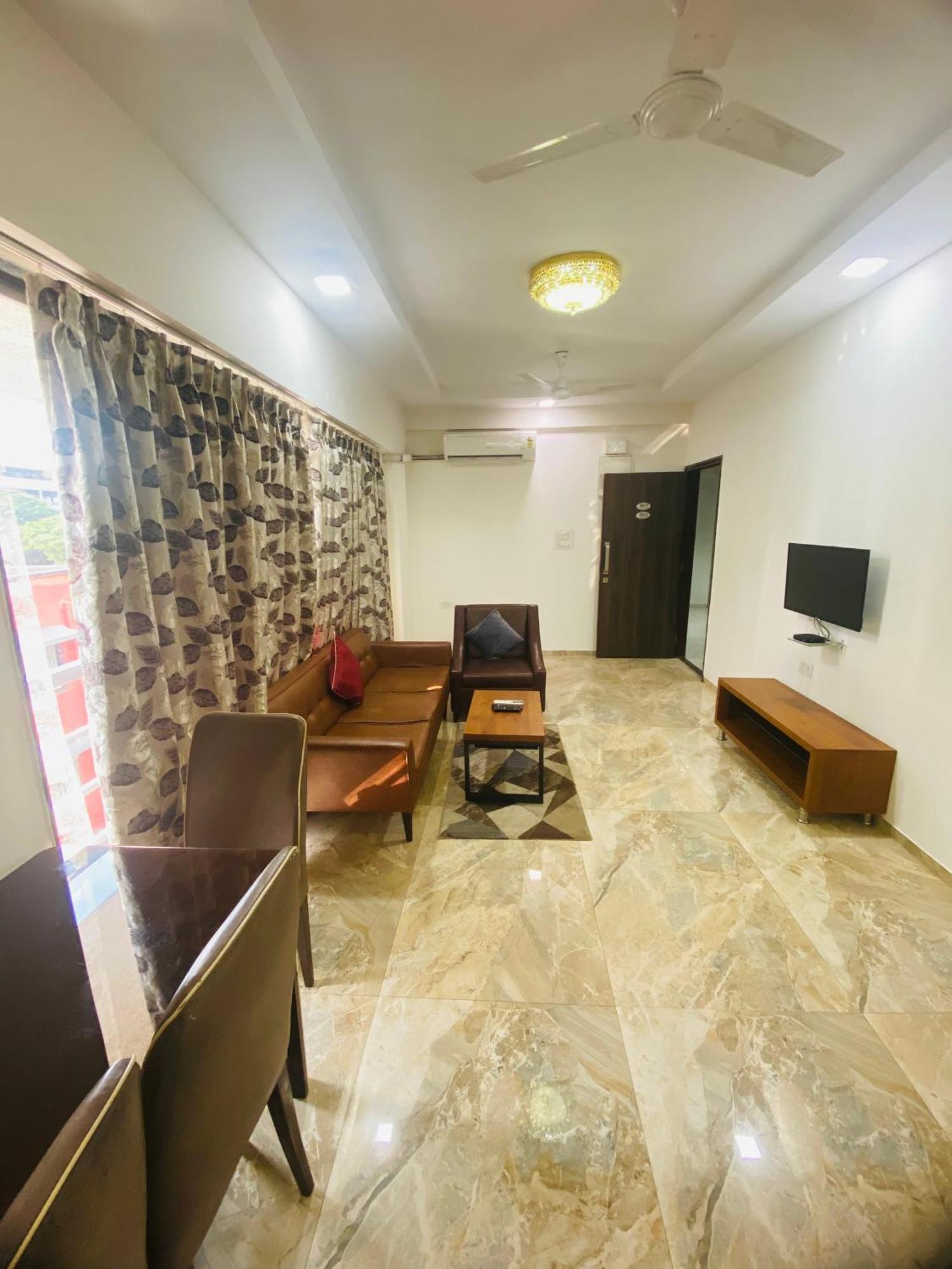 Mumbai House Luxury Apartments Santacruz East, Мумбаї Екстер'єр фото