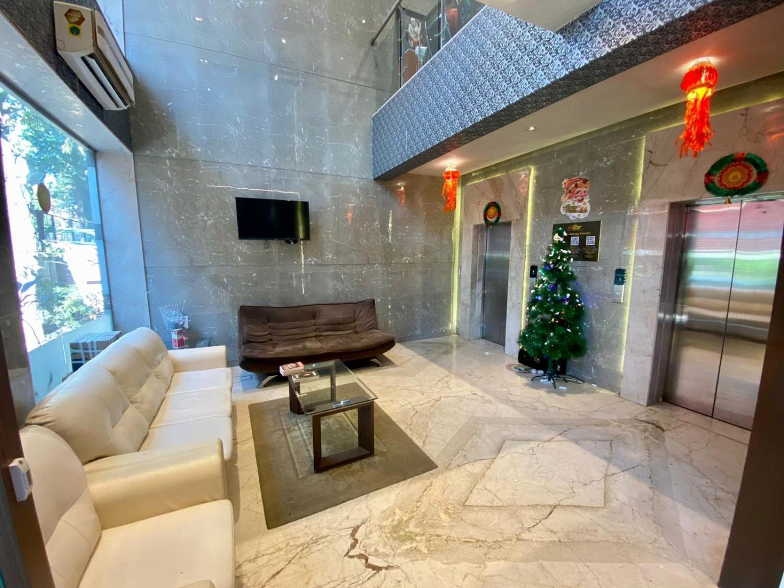 Mumbai House Luxury Apartments Santacruz East, Мумбаї Екстер'єр фото