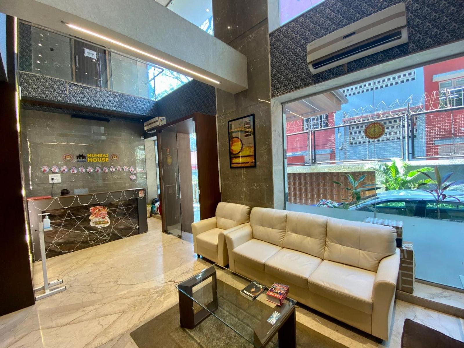 Mumbai House Luxury Apartments Santacruz East, Мумбаї Екстер'єр фото