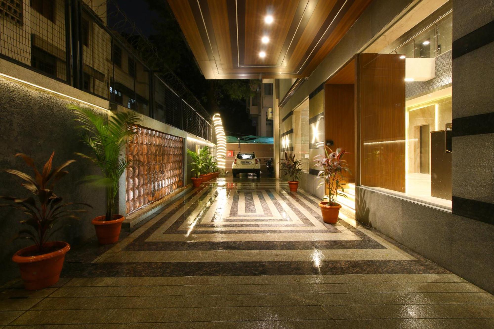 Mumbai House Luxury Apartments Santacruz East, Мумбаї Екстер'єр фото