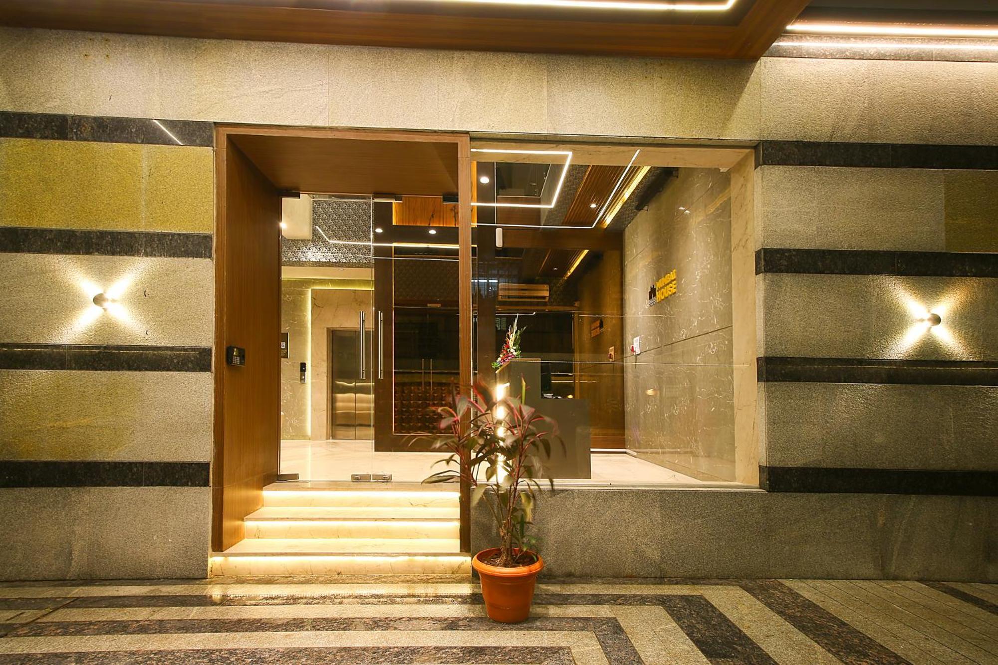 Mumbai House Luxury Apartments Santacruz East, Мумбаї Екстер'єр фото