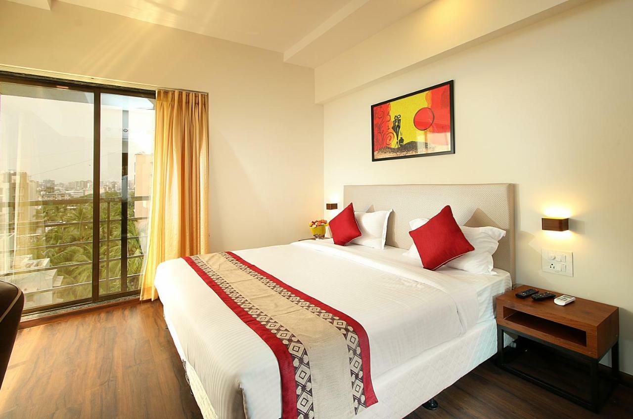 Mumbai House Luxury Apartments Santacruz East, Мумбаї Екстер'єр фото